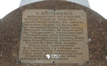 G. Ryckmans Interpretou uma inscrição no pedestal de Addi Galamo